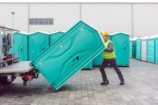 Best Porta potty delivery and setup  in Grottoes, VA